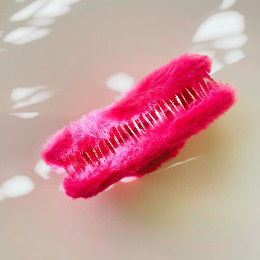 Velvet Claws Hair Clip | Rectangle Plush in Faux Fur Fuchsia | Claw Clip in Velvet Travel Bag