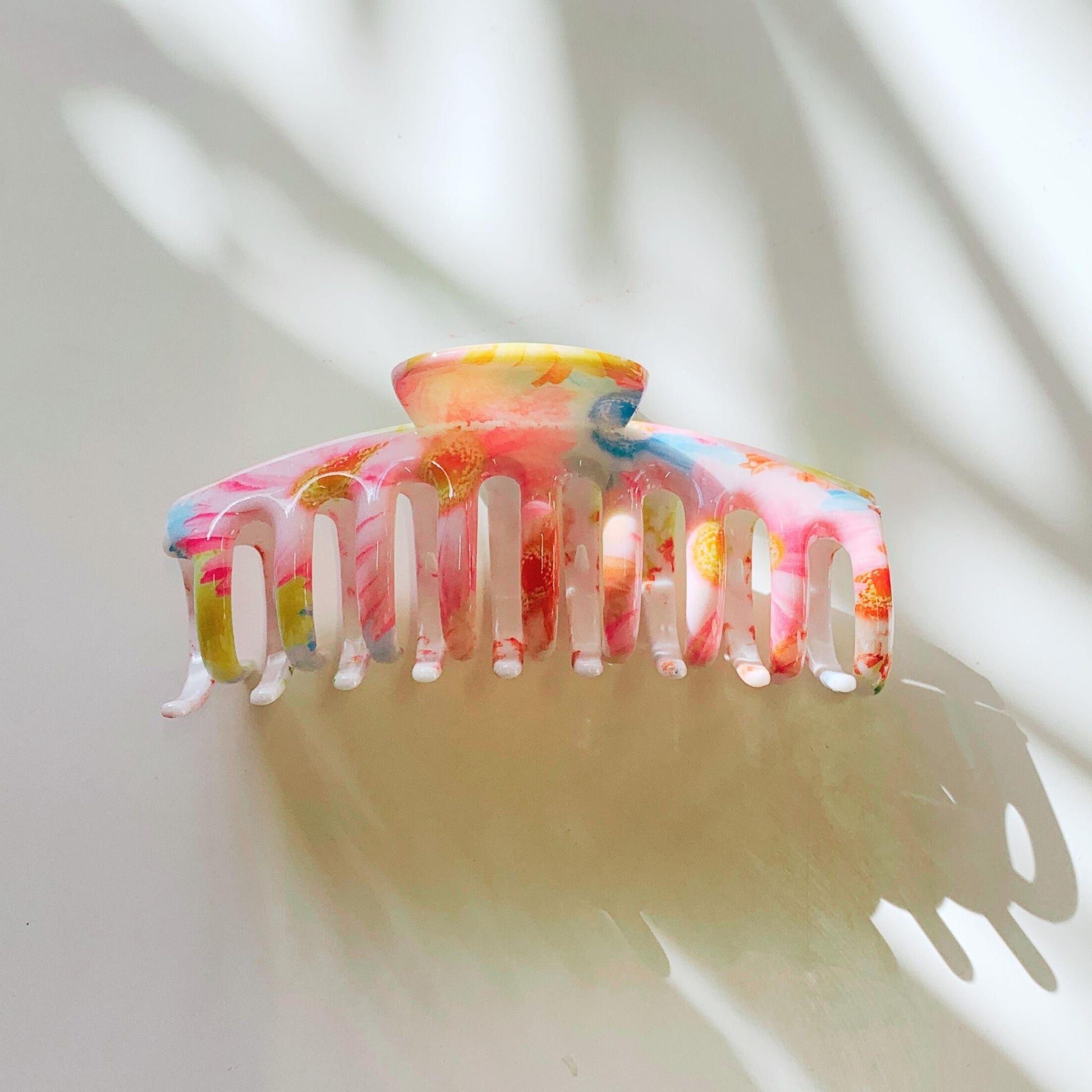 Velvet Claws Hair Clip | The Lobster in Primavera Floral on White | Claw Clip in Velvet Travel Bag