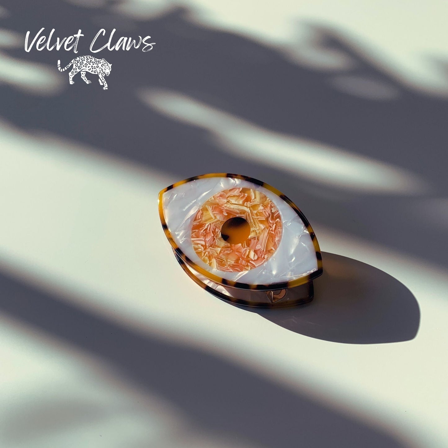 Velvet Claws Hair Clip | Wild Eye | Claw Clip in Velvet Travel Bag
