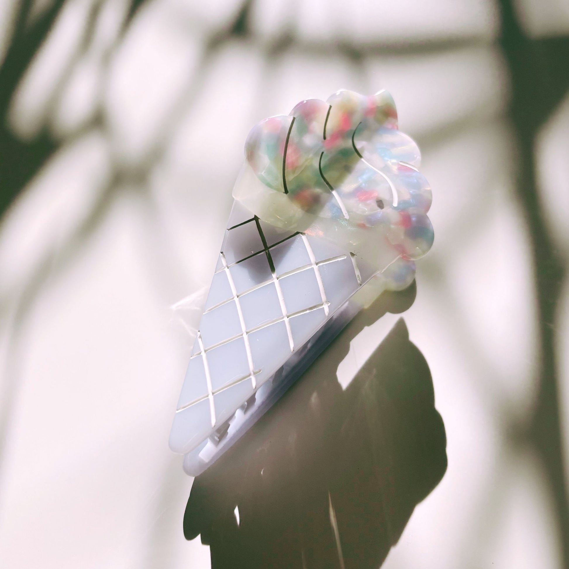 Velvet Claws Ice Cream Cone in Frosty Blue Hair Claw | Claw Clip in Velvet Travel Bag