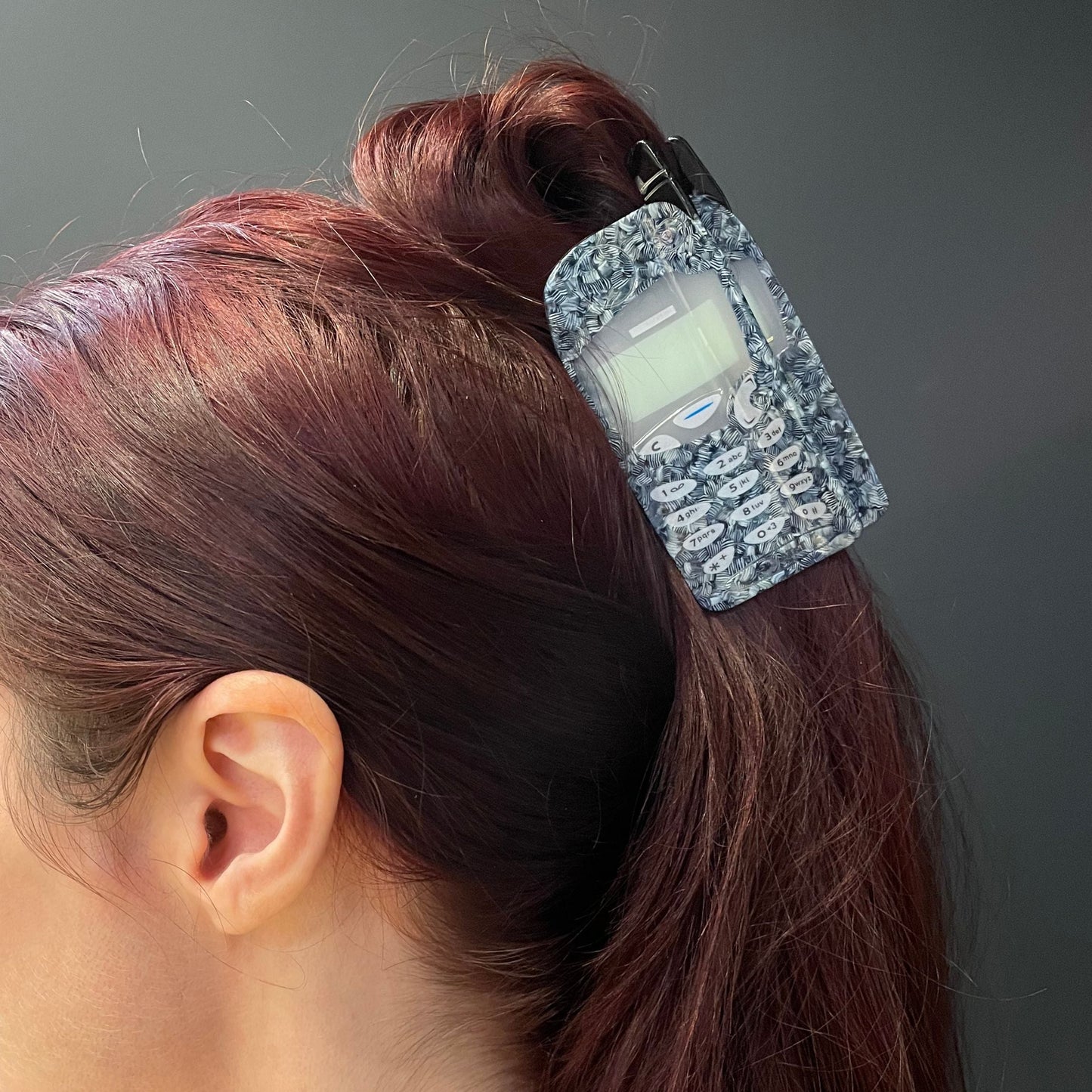 Velvet Claws Millennial Cellphone Hair Clip | Claw Clip in Velvet Travel Bag