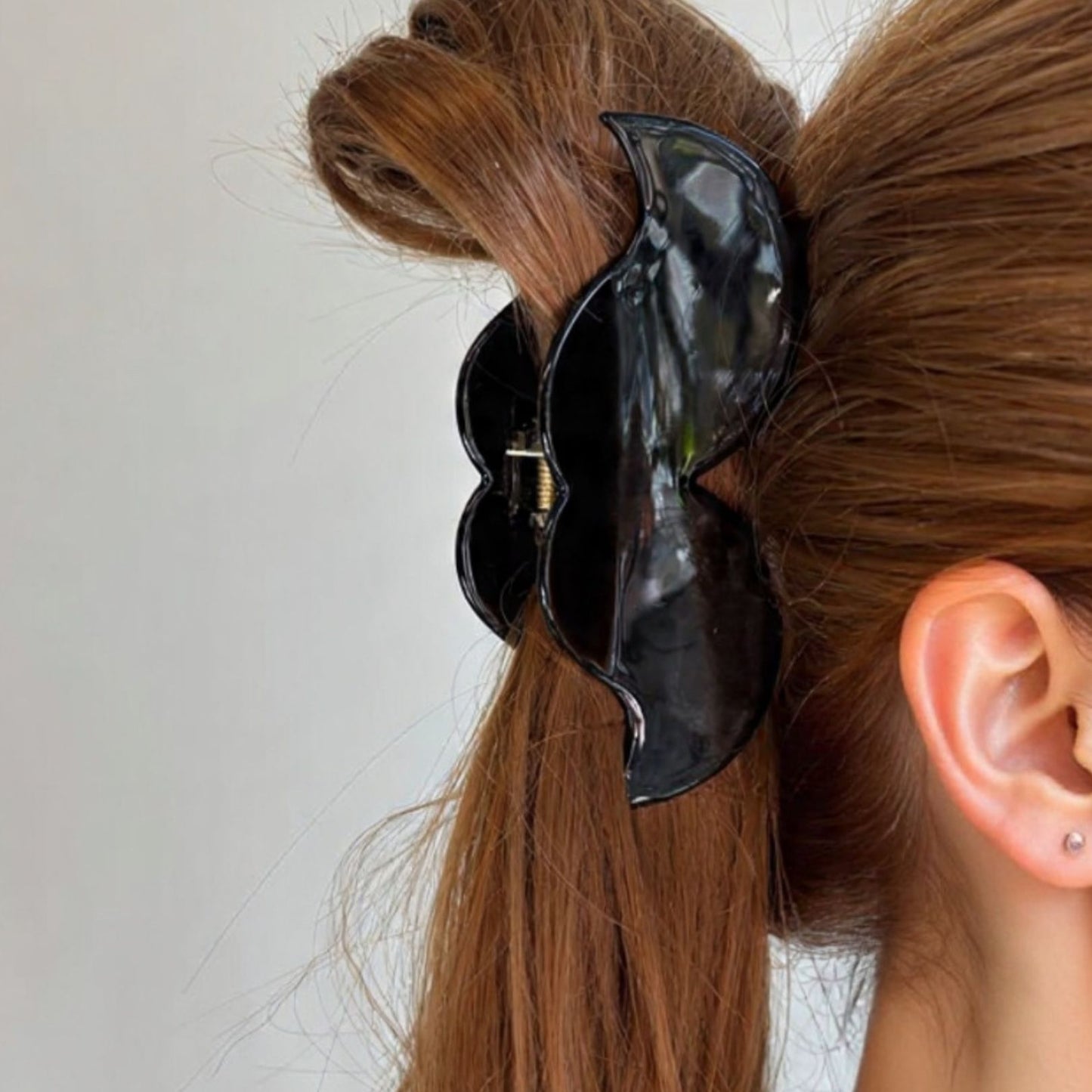 Velvet Claws Mr. Mustache Hair Claw | Claw Clip in Velvet Travel Bag