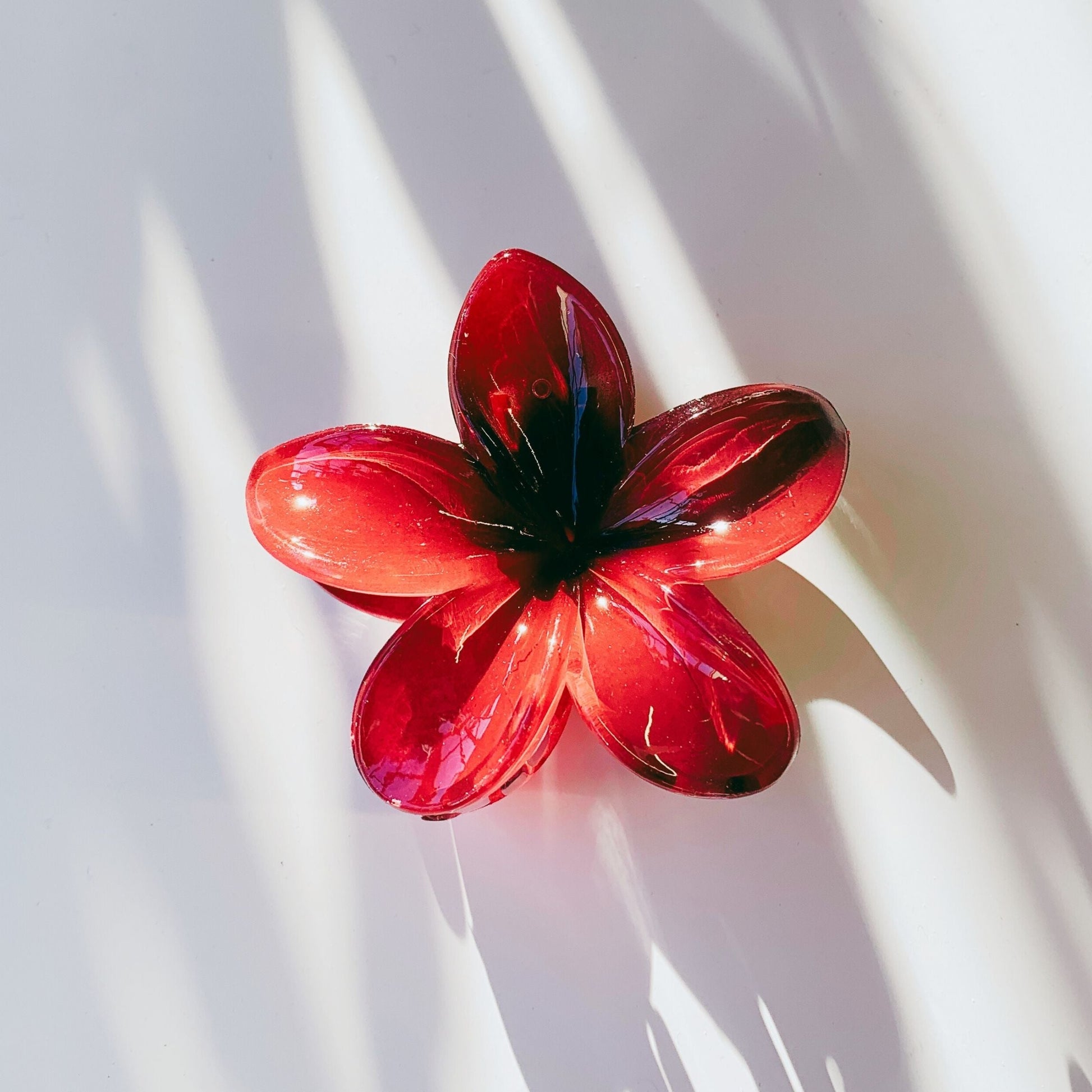 Velvet Claws Red Flower Hair Claw | Claw Clip in Velvet Travel Bag