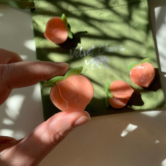 Velvet Claws Set of 4 Mini Peach 🍑 Hair Clips | Claw Clips in Velvet Travel Bag