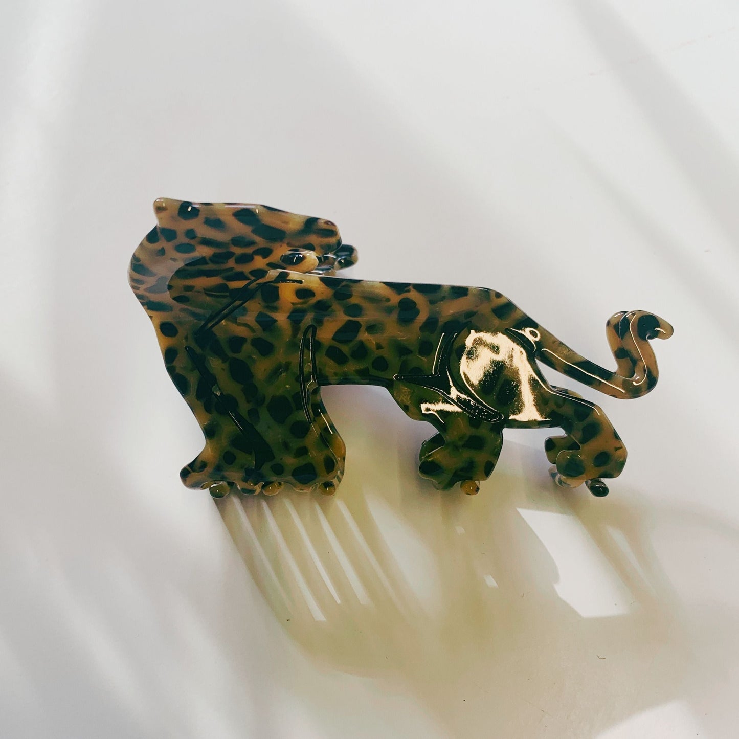 Velvet Claws Shaped Cheetah Hair Claw | Claw Clip in Velvet Travel Bag