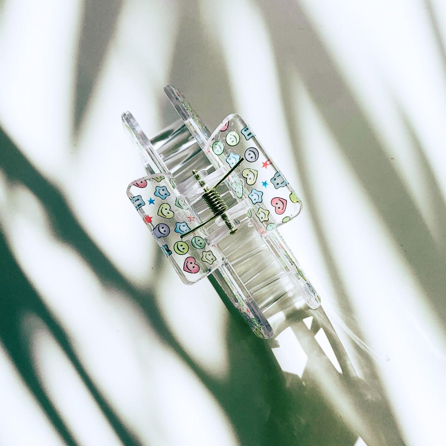 Velvet Claws The Crystal Hair Claw in Kawaii Smile | Claw Clip in Velvet Travel Bag