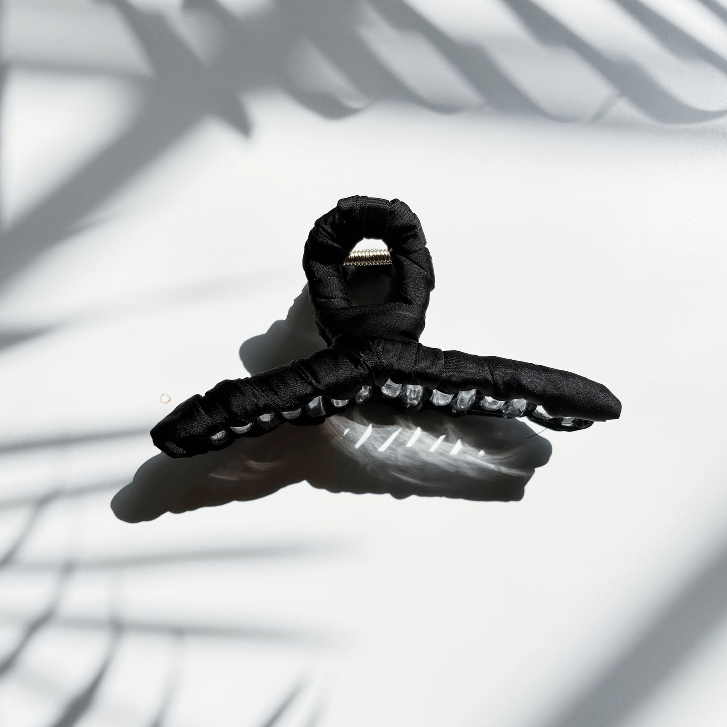 Velvet Claws Ultra Profesh Satin Wrapped Thin Hair Claw in Black