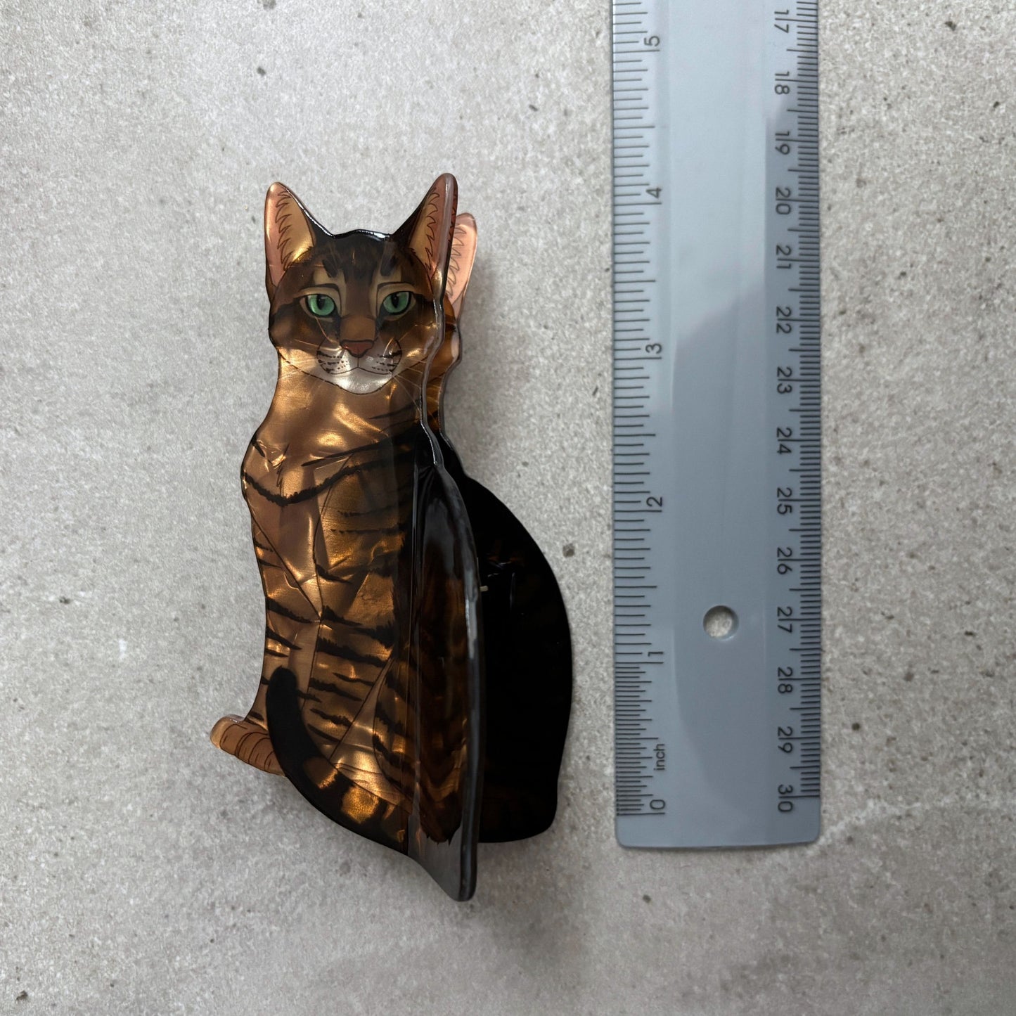 Velvet Claws Ultra Realistic Brown Tabby Cat Hair Claw