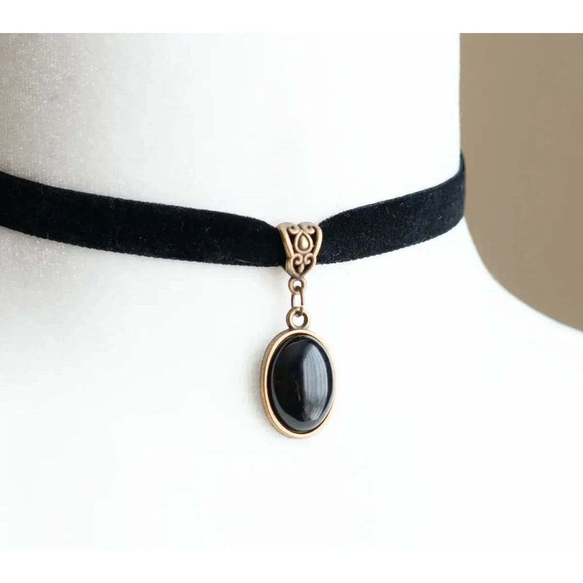 Victorian Black Velvet Choker with Agate Gemstone Pendant