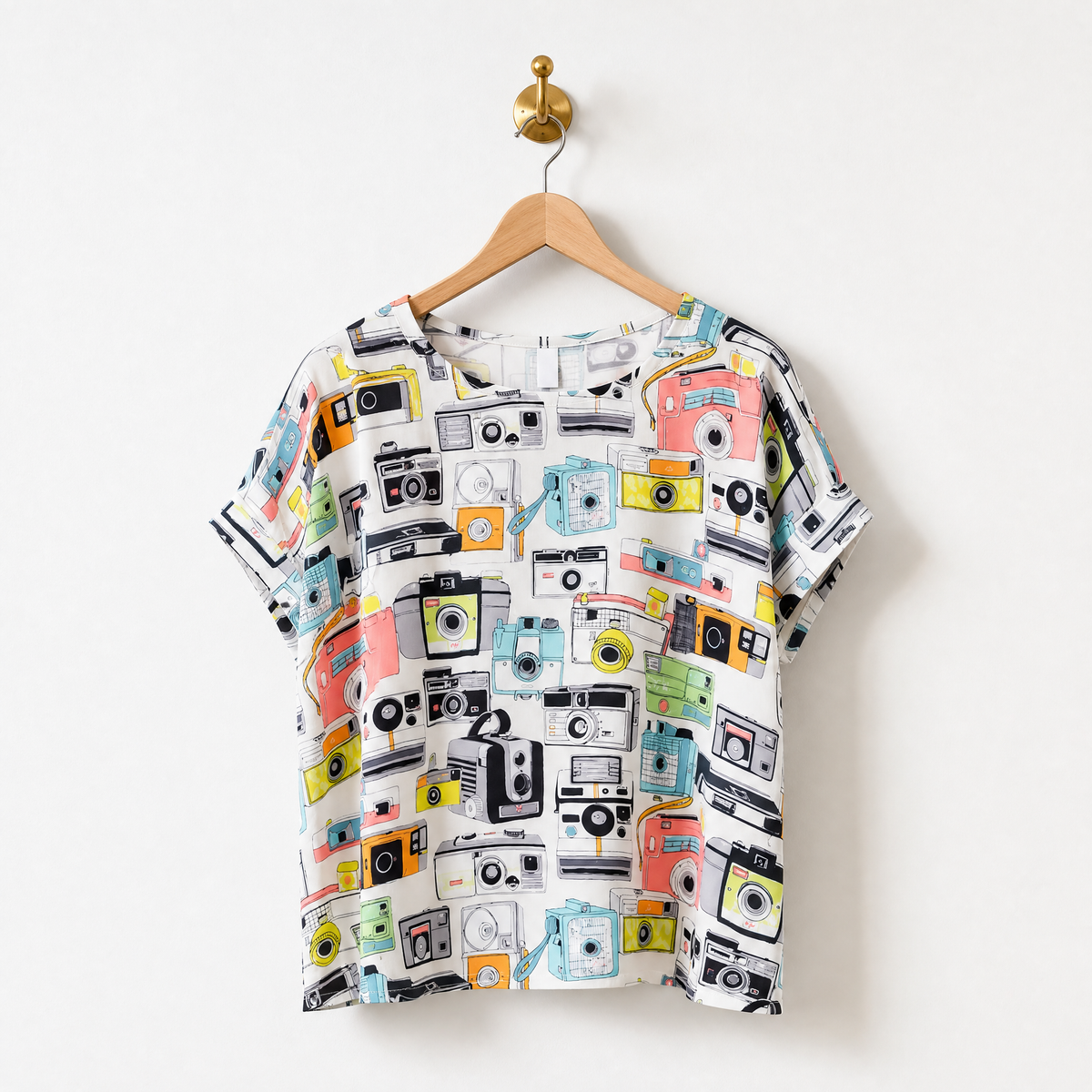 Vintage Camera Print Short Sleeve Top [SM-L]