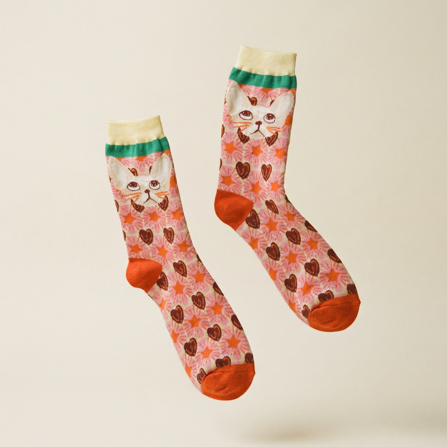Vintage Cat Face Heart Socks | Pink Women‘s Crew Socks