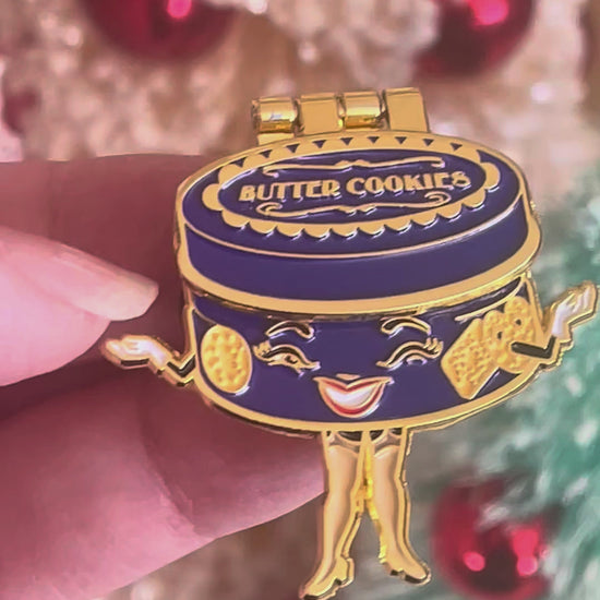 Moving butter cookis enamel pin