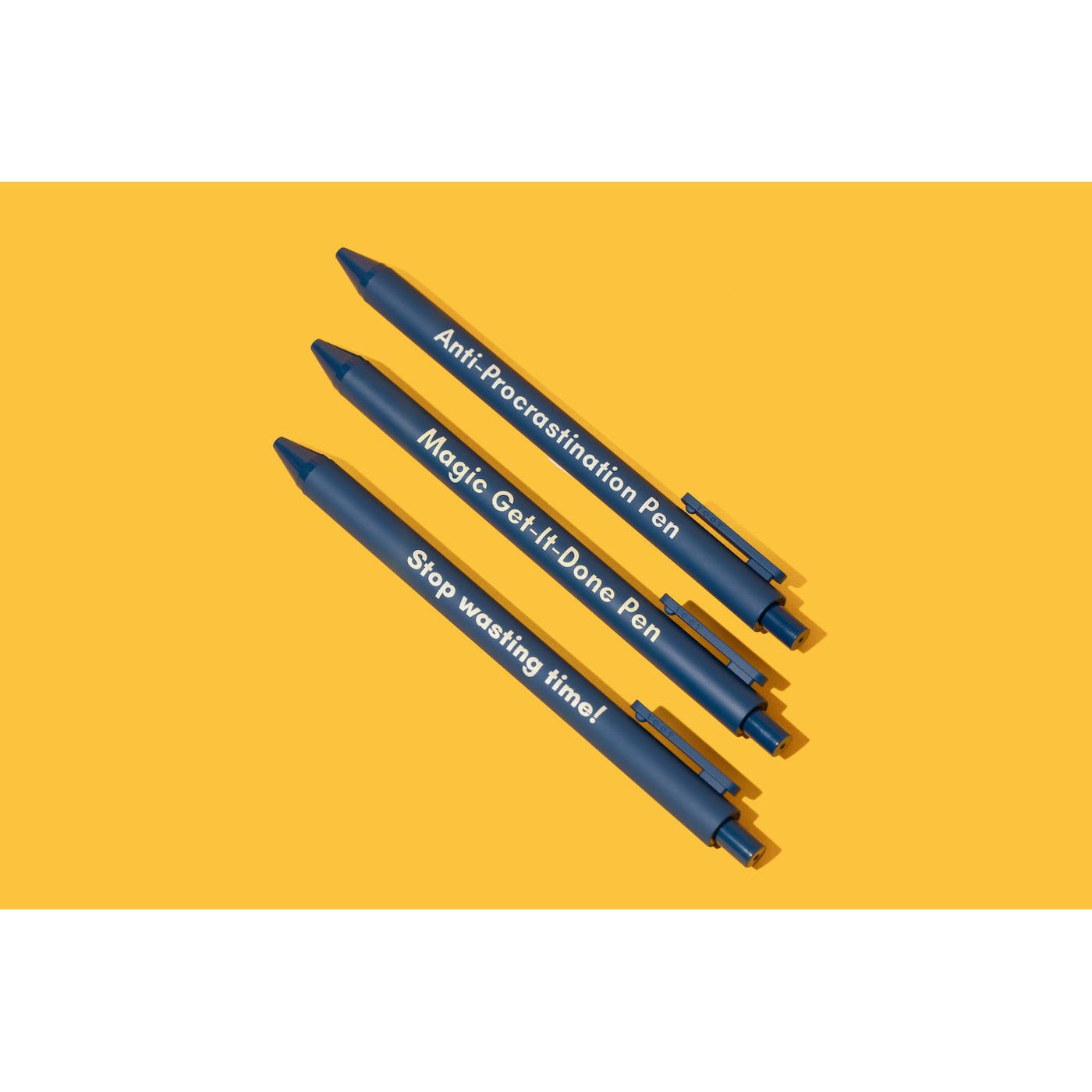 https://shop.getbullish.com/cdn/shop/products/Anti-Procrastination-Pen-Set-Gel-Click-Pen-Gift-Set-3-Pens-in-Navy-3.jpg?v=1679694492&width=1445
