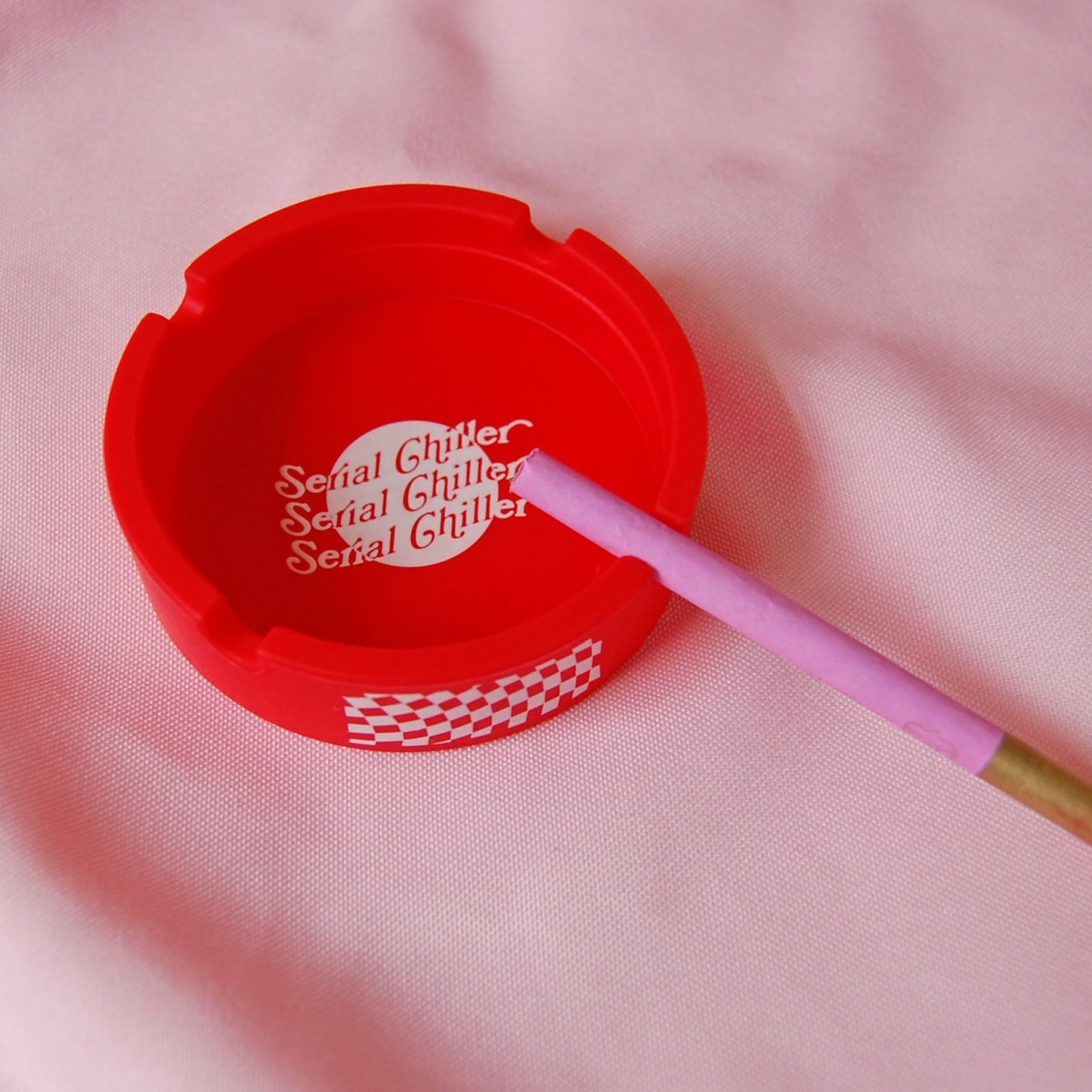 Serial Chiller Ash Tray In Red | Unbreakable Silicone Ashtray | Heat Resistant, Easy to Clean